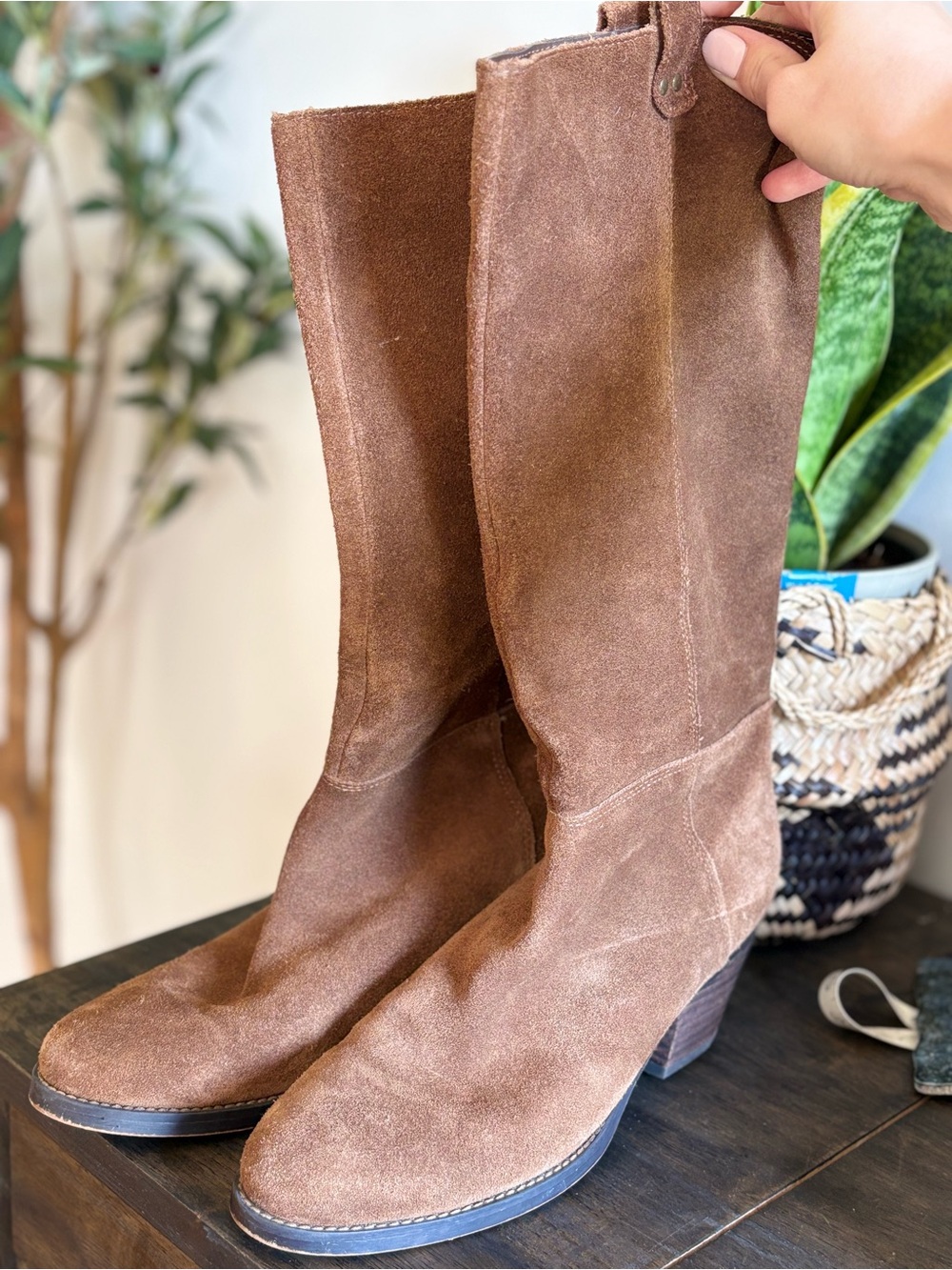 Crown Vintage “Reema” Brown Suede Knee-High Boots – Sz 8.5M
